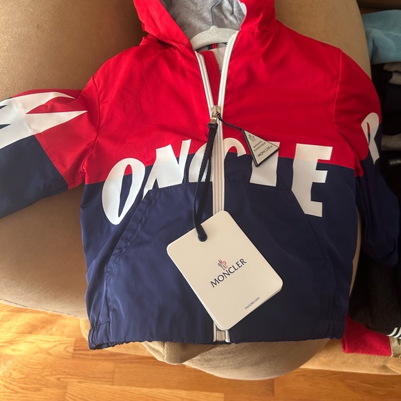 Moncler toddler boys Kruth Giubbotto hooded jacket in red/blue sz 3A - Picture 2 of 9